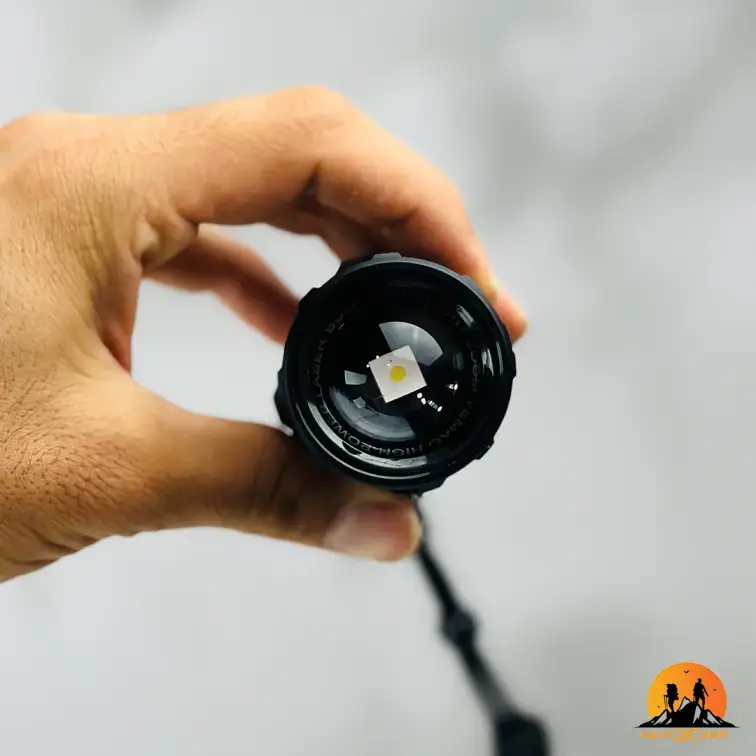 چراغ قوه یامو مدل YEMAO YM-S2305C-TG