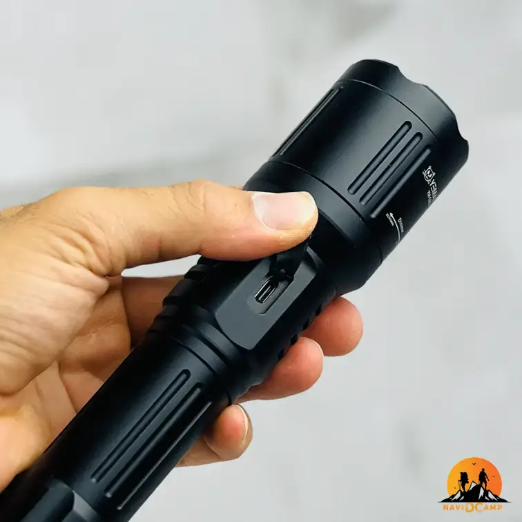 چراغ قوه یامو مدل YEMAO YM-G262