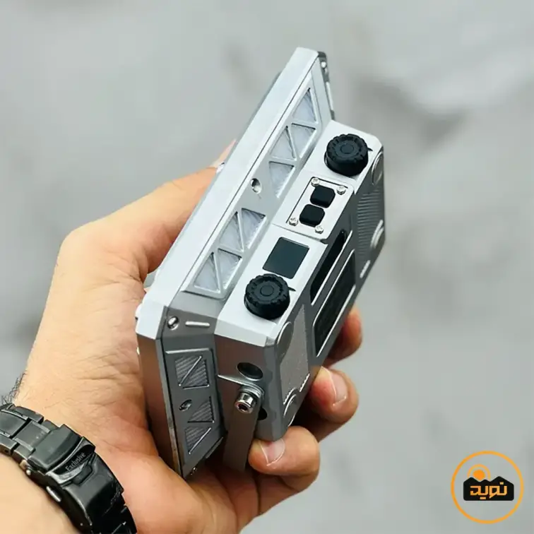 پروژکتور شارژی به همراه پنل RGB مدل W8138-5