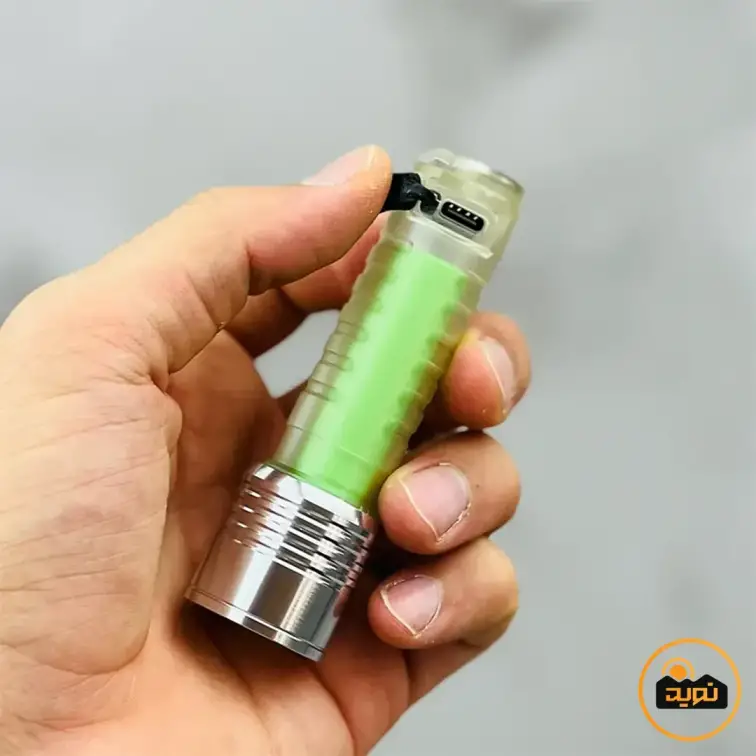 چراغ قوه چند منظوره زوم دار مدل 520D