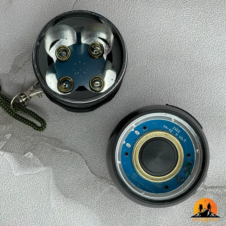 چراغ قوه UV اسمال سان مدل ZY-H4