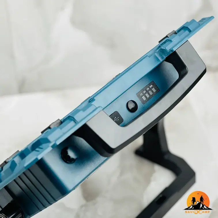 چراغ پروژکتور شارژی خورشیدی 800 وات مدل W8121-3