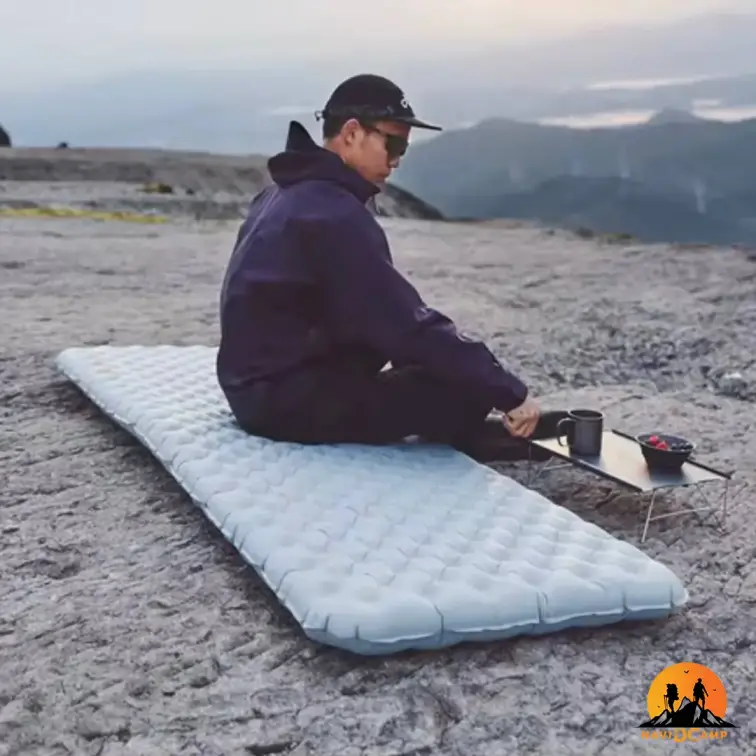 زیرانداز بادی کیسه خواب 2 نفره نیچرهایک مدل CNK2450WS012