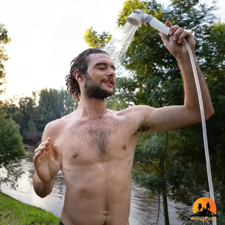 دوش سفری صحرایی نیچرهایک مدل NH20SJ018